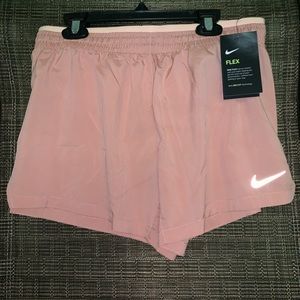 NWT Women’s NIKE DRI-FIT SHORTS Size Small Only